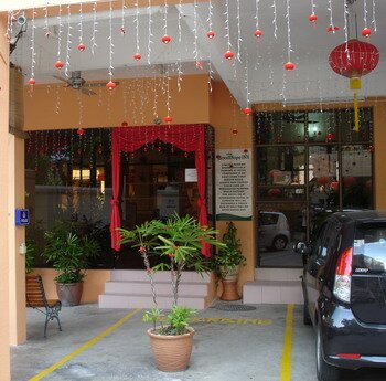 Front of Inn Gurney Drive Penang