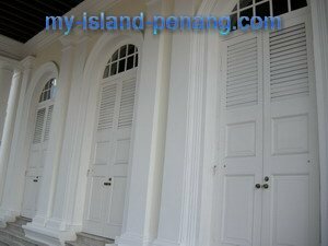 White Colonial Doors at High Court