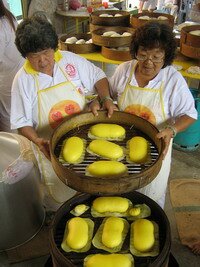 Kepala Batas 9 Emperor Gods steaming chinese breads