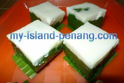 Kuih Tarlam, green pea with salty santan kuih