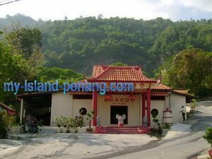 Penang Bat Cave Temple