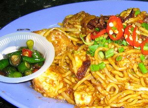 Mamak Mee Goreng or Indian Fried Noodle