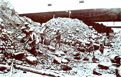 Early Chinese bricks laborers in Malaya 1876