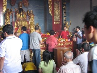 Menfolk a surprising turnout for Jade Emperor